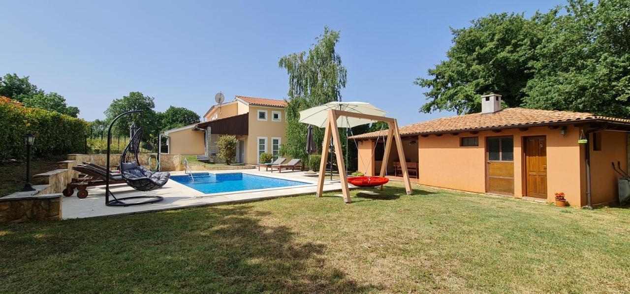 Sunny Garden Villa With Pool Loborika Ngoại thất bức ảnh