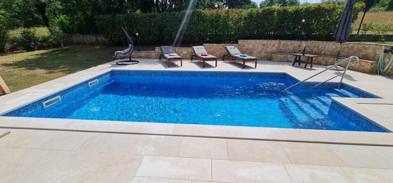 Sunny Garden Villa With Pool Loborika Ngoại thất bức ảnh
